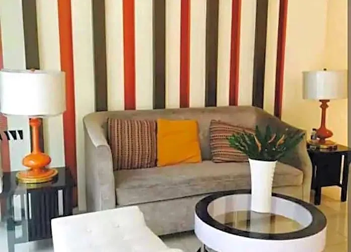 Fully Furnished Accessible To Terminal 3 Apartment