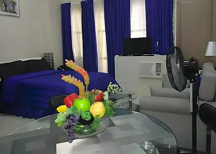 Fully Furnished Accessible To Terminal 3 *